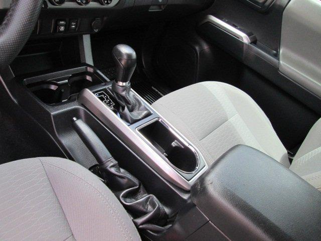 Photo of 2018 Midnight Black Metallic Toyota Tacoma