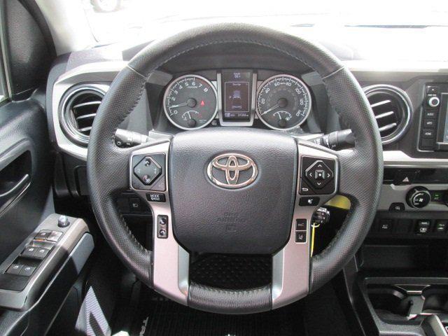 Photo of 2018 Midnight Black Metallic Toyota Tacoma