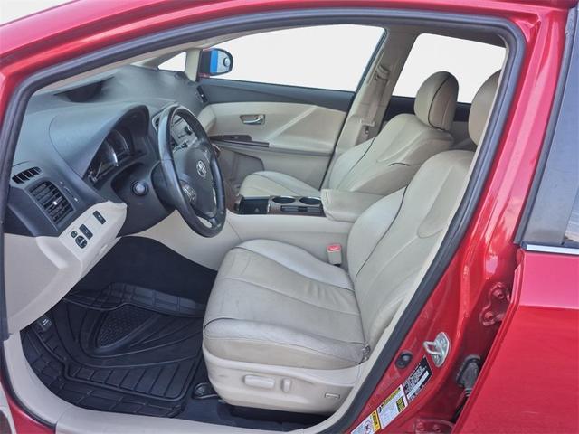Photo of 2009 Red Toyota Venza