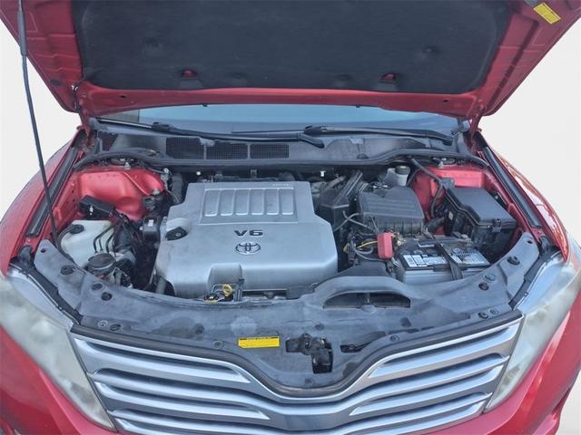 Photo of 2009 Red Toyota Venza