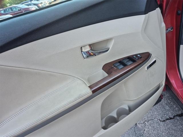 Photo of 2009 Red Toyota Venza