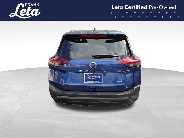 Photo of 2021 Caspian Blue Nissan Rogue