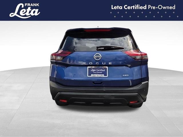 Photo of 2021 Caspian Blue Nissan Rogue