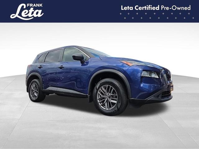 Photo of 2021 Caspian Blue Nissan Rogue