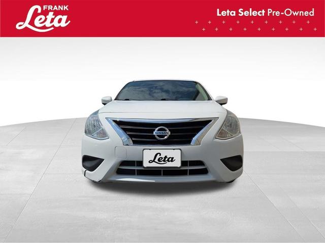 Photo of 2019 White Nissan Versa