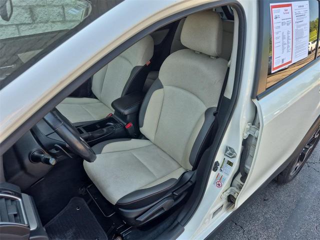 Photo of 2016 Crystal White Pearl Subaru Crosstrek