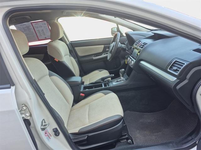 Photo of 2016 Crystal White Pearl Subaru Crosstrek