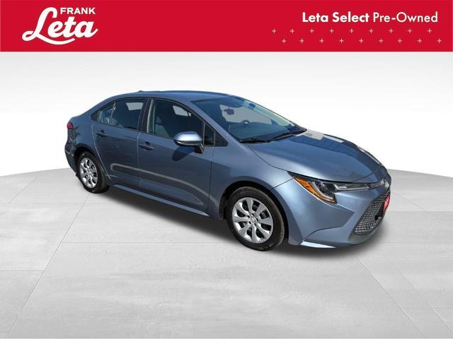 Photo of 2020 Gray Toyota Corolla