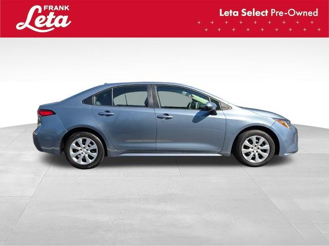 Photo of 2020 Gray Toyota Corolla