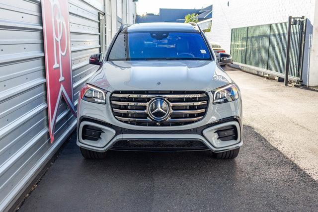 Photo of 2024 Alpine Gray Mercedes-Benz GLS 580