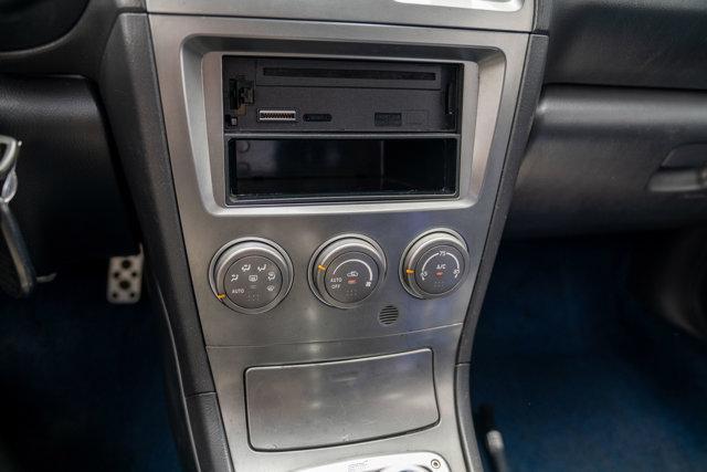 Photo of 2005 Crystal Gray Metallic Subaru Impreza