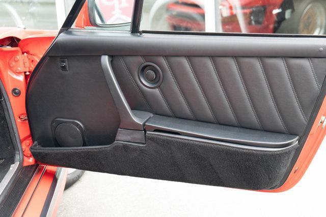 Photo of 1984 Red Porsche 911