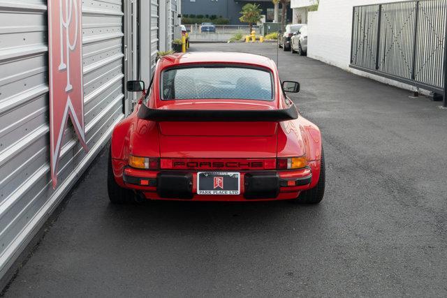 Photo of 1984 Red Porsche 911