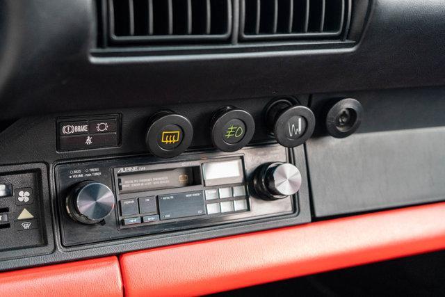 Photo of 1984 Red Porsche 911