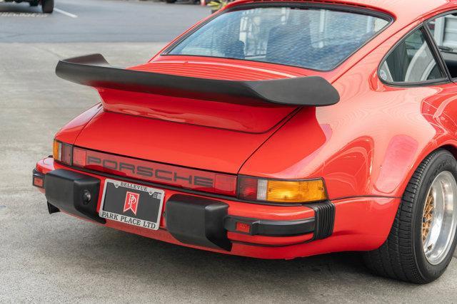 Photo of 1984 Red Porsche 911