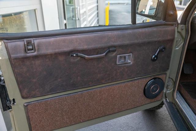Photo of 1991 Green Land Rover Range Rover