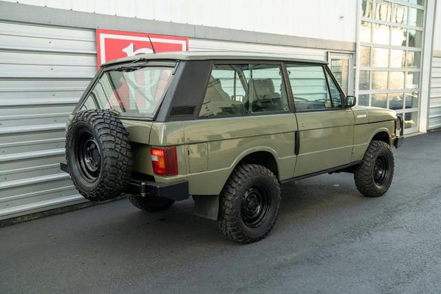 Photo of 1991 Green Land Rover Range Rover