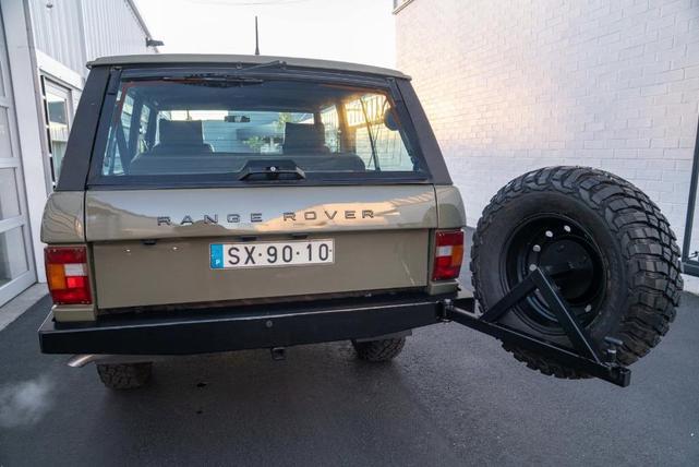 Photo of 1991 Green Land Rover Range Rover