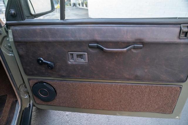 Photo of 1991 Green Land Rover Range Rover