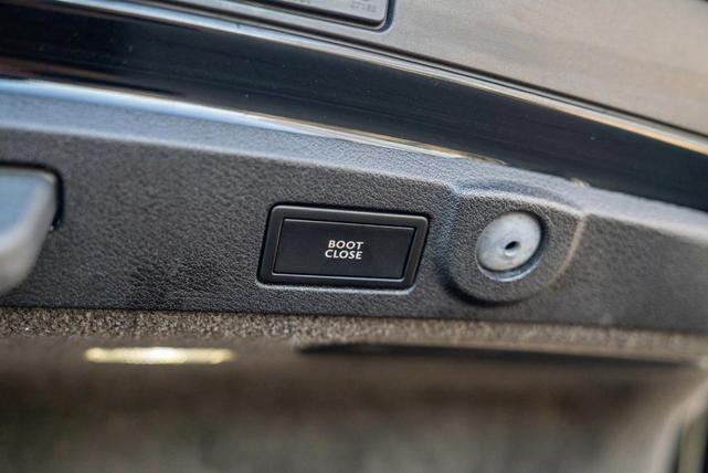Photo of 2012 Beluga Black Bentley Continental GT