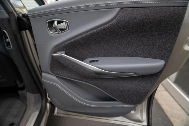 Photo of 2021 Silver Birch Aston Martin DBX