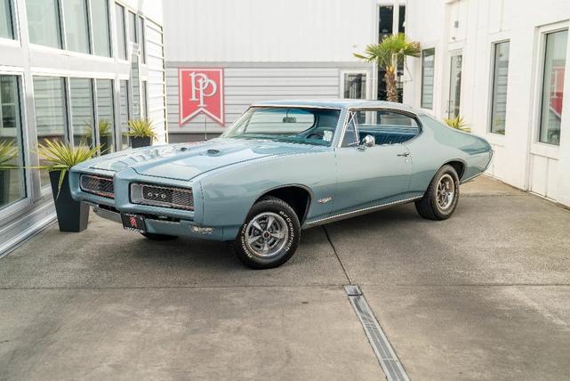 Photo of 1968 Nordic Blue Pontiac GTO