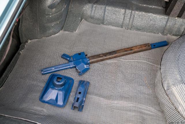 Photo of 1968 Nordic Blue Pontiac GTO