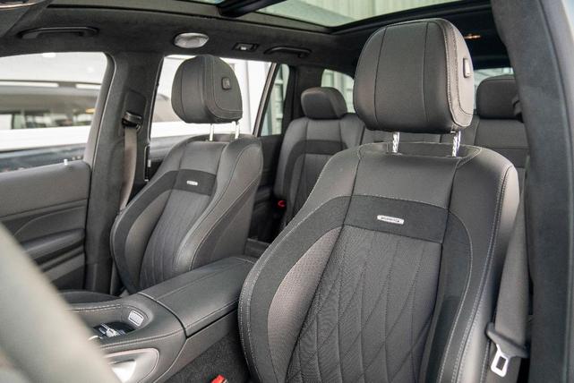 Photo of 2021 Gray Metallic Mercedes-Benz AMG GLS 63