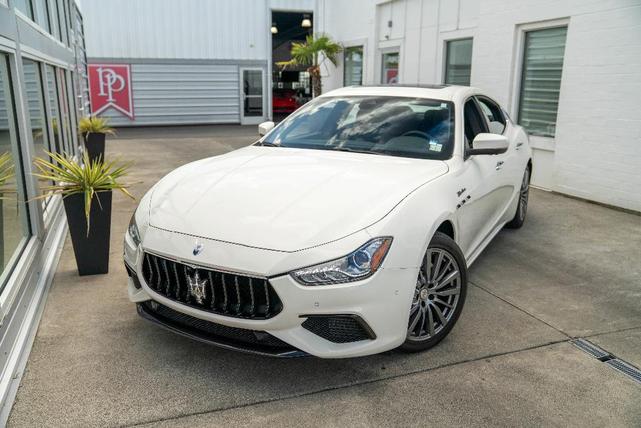 Photo of 2022 Bianco Maserati Ghibli