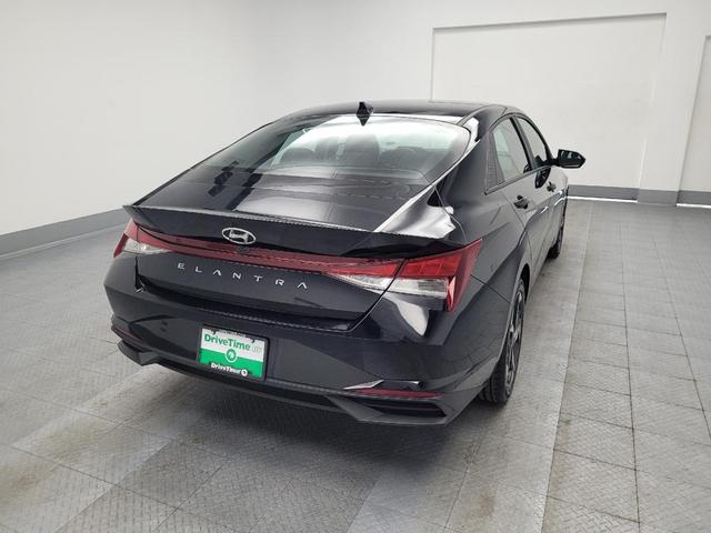 Photo of 2023 Onyx Black Hyundai ELANTRA