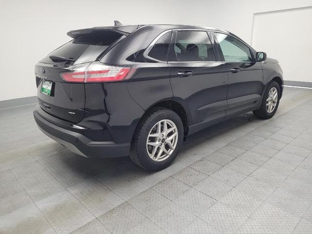 Photo of 2023 Agate Black Metallic Ford Edge