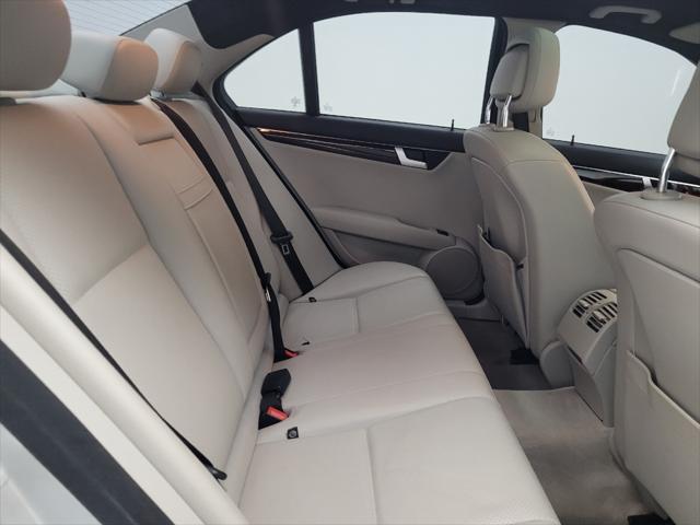 Photo of 2014 Silver Mercedes-Benz C-Class
