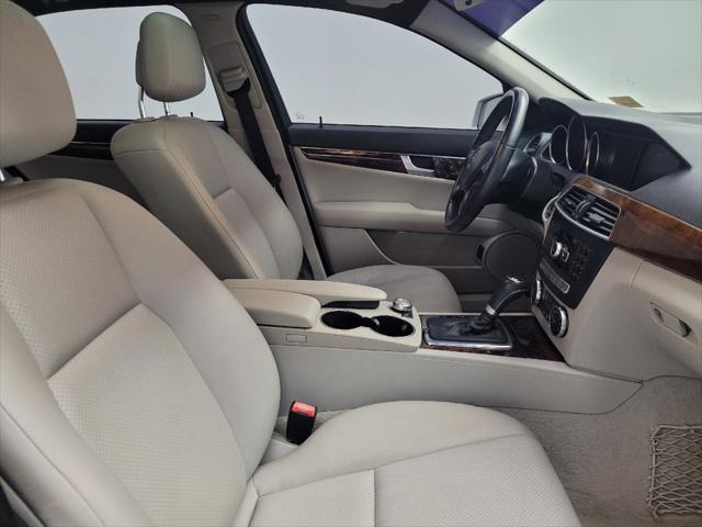 Photo of 2014 Silver Mercedes-Benz C-Class