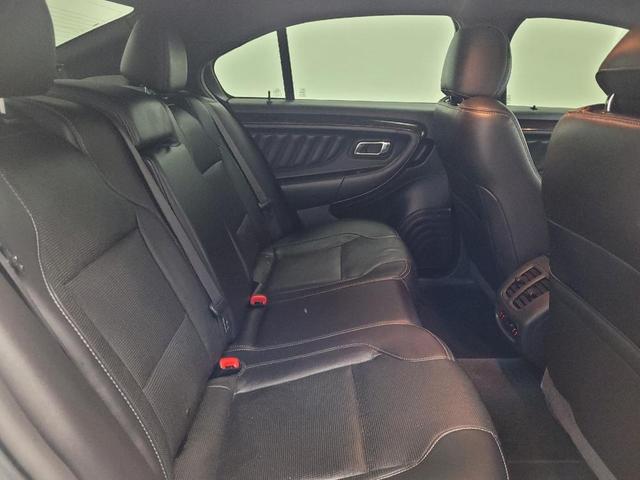 Photo of 2015 White Platinum Metallic Tri-Coat Ford Taurus