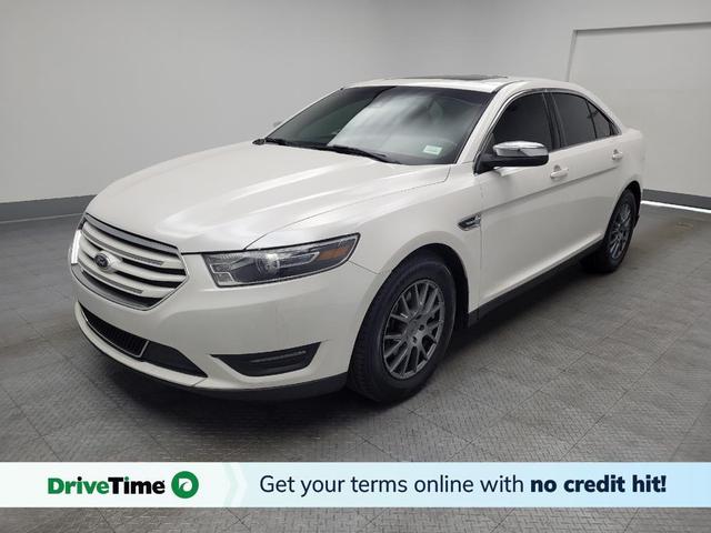 Photo of 2015 White Platinum Metallic Tri-Coat Ford Taurus