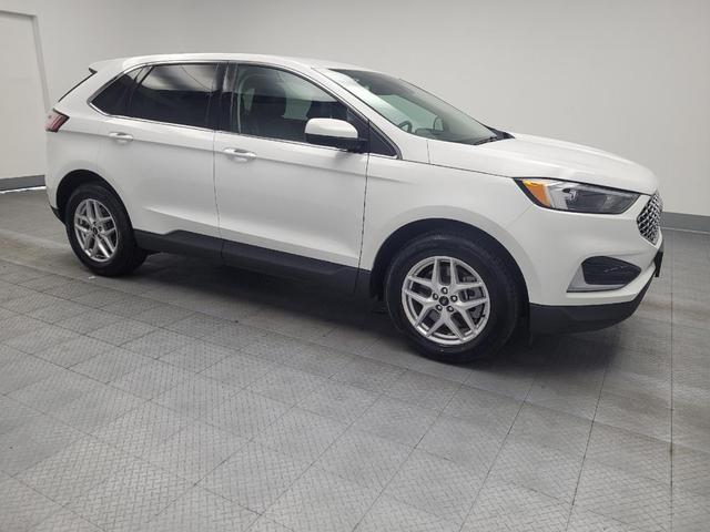 Photo of 2024 White Ford Edge