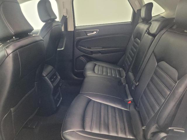 Photo of 2024 White Ford Edge