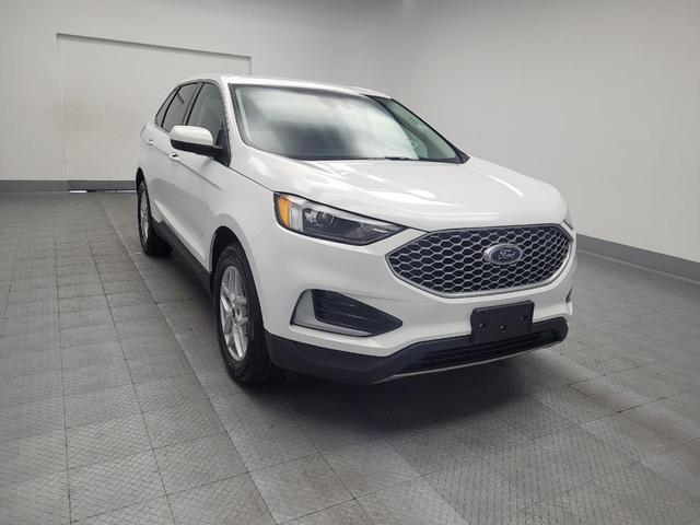 Photo of 2024 White Ford Edge