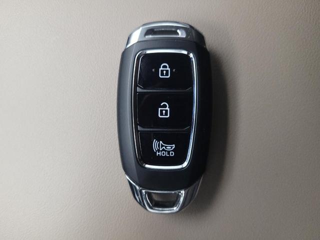 Photo of 2020 Twilight Black Hyundai SANTA FE