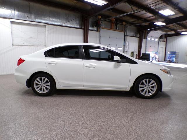 Photo of 2012 Taffeta White Honda Civic