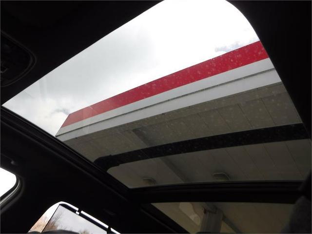 Photo of 2018 White Kia Sorento