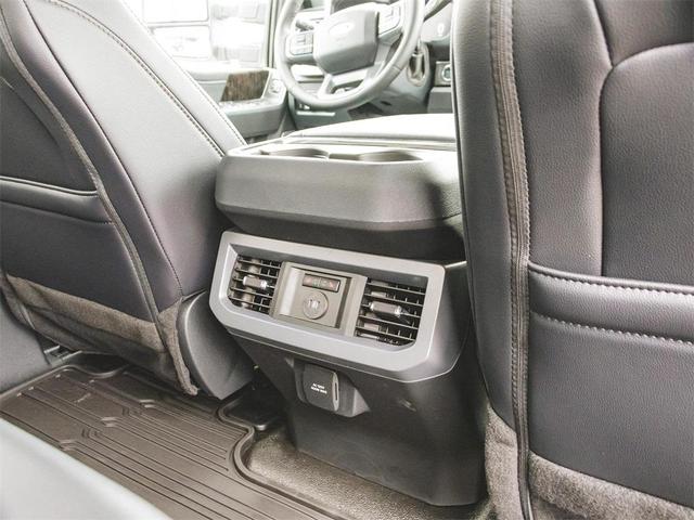 Photo of 2025 Star White Ford F-450