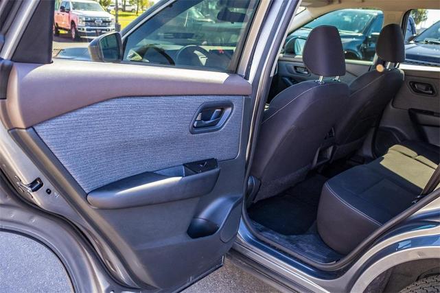 Photo of 2023 Gun Metallic Nissan Rogue
