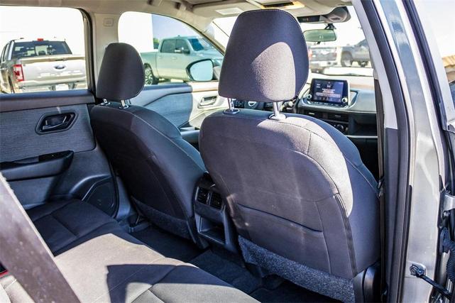 Photo of 2023 Gun Metallic Nissan Rogue