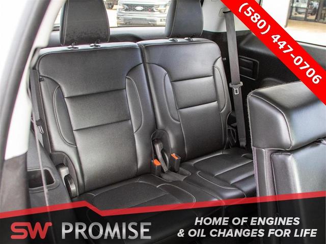 Photo of 2023 Summit White GMC Acadia