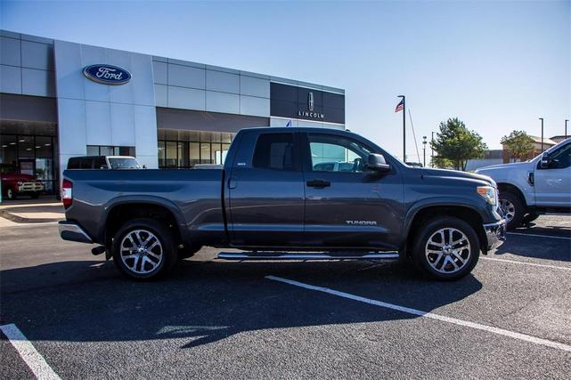 Photo of 2017 Magnetic Gray Metallic Toyota Tundra