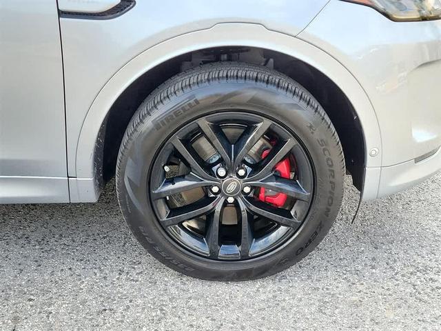 Photo of 2024 Silver Land Rover Discovery Sport
