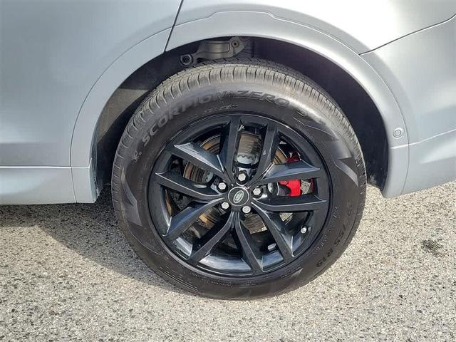 Photo of 2024 Silver Land Rover Discovery Sport