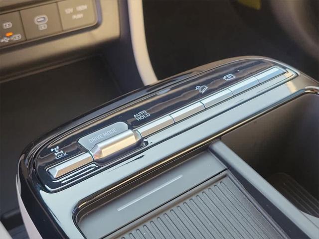 Photo of 2025 Cashmere Bronze Hyundai TUCSON Hybrid