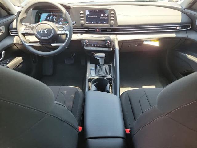 Photo of 2025 Intense Blue Hyundai ELANTRA HEV